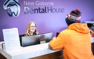 Resin Veneers Near Woodend: A Practical Guide for Local Patients